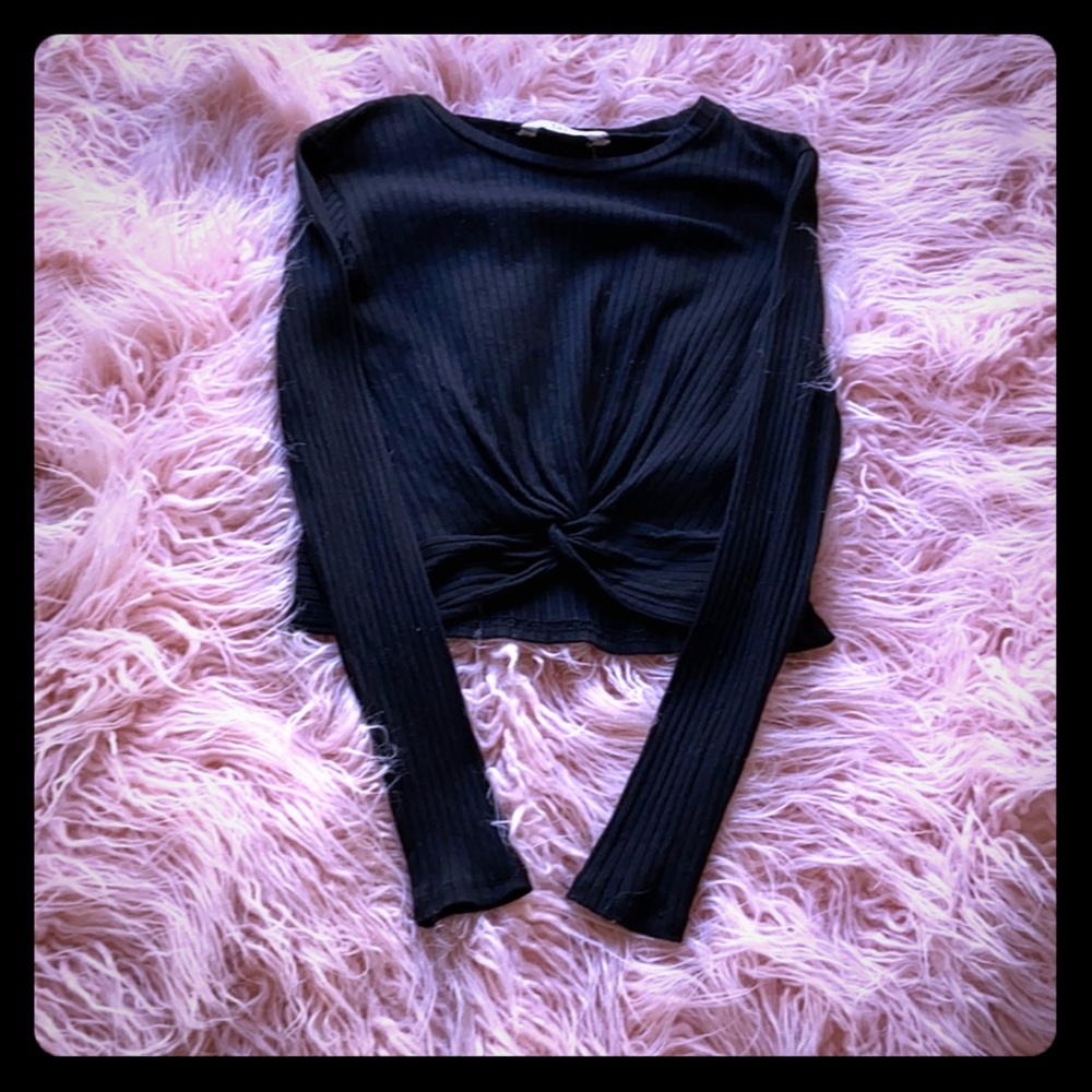 Comfy black long sleeve shirt